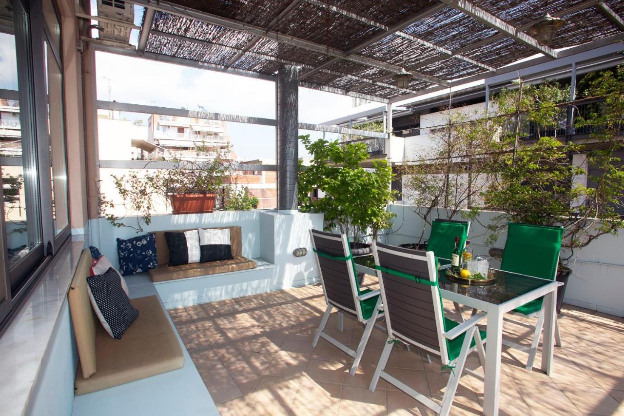 Penthouse With Fabulous Balcony Apartmán Atény